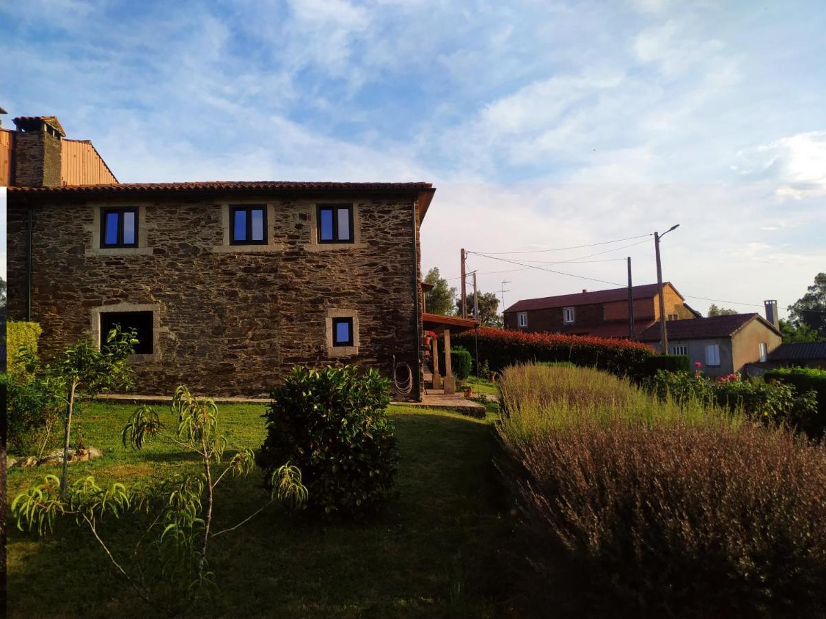 Casa O Castelo En Touro Villa Eksteriør bilde